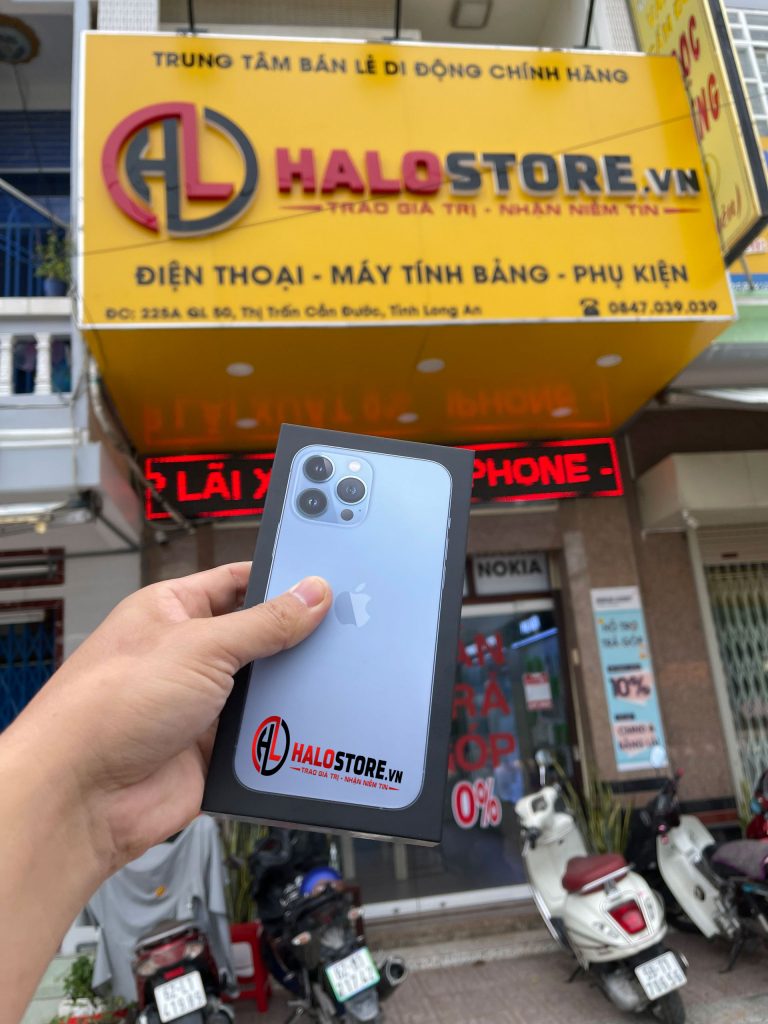 Đã Tìm ra chủ nhân đầu tiên sỡ hữu iPhone 13 Pro Max tại Halostore Đã Tìm ra chủ nhân đầu tiên sỡ hữu iPhone 13 Pro Max tại Halostore