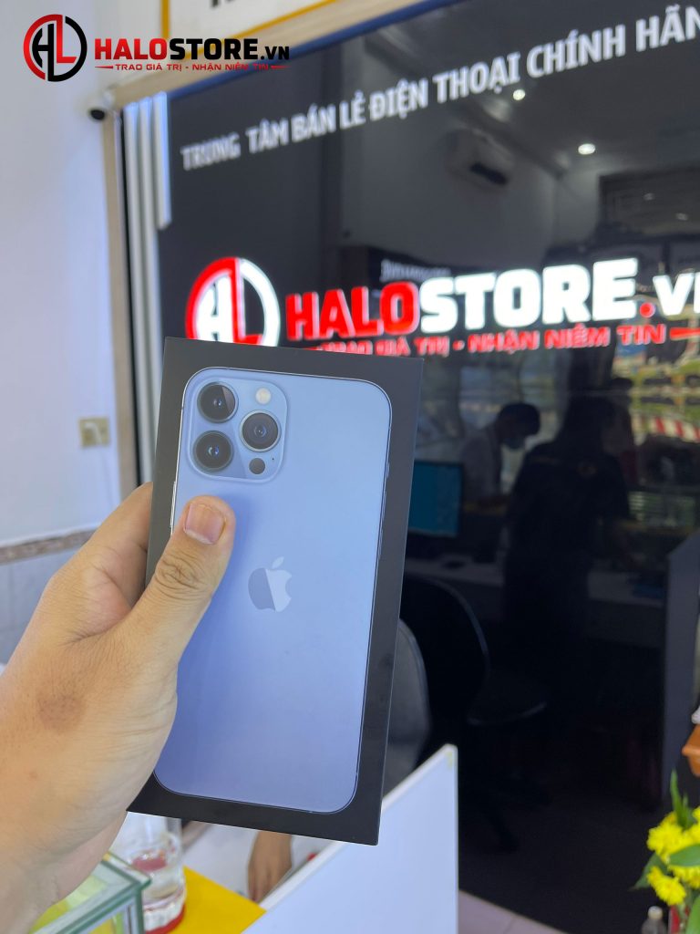 Đã Tìm ra chủ nhân đầu tiên sỡ hữu iPhone 13 Pro Max tại Halostore Đã Tìm ra chủ nhân đầu tiên sỡ hữu iPhone 13 Pro Max tại Halostore